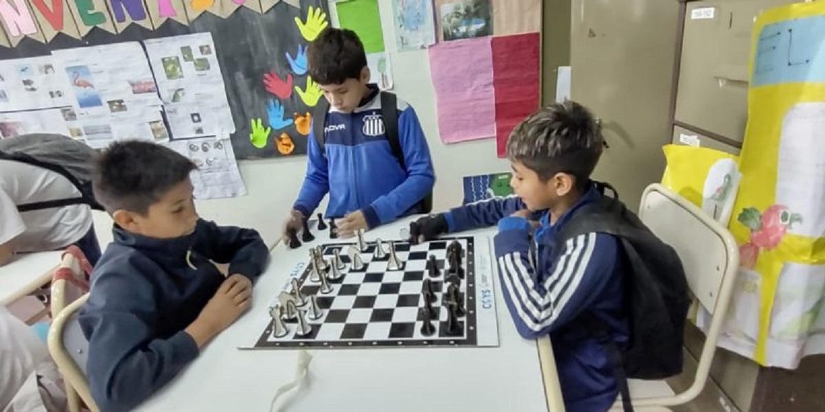 Ajedrez Escolar en la Ciudad de Buenos Aires: El profesor Omar